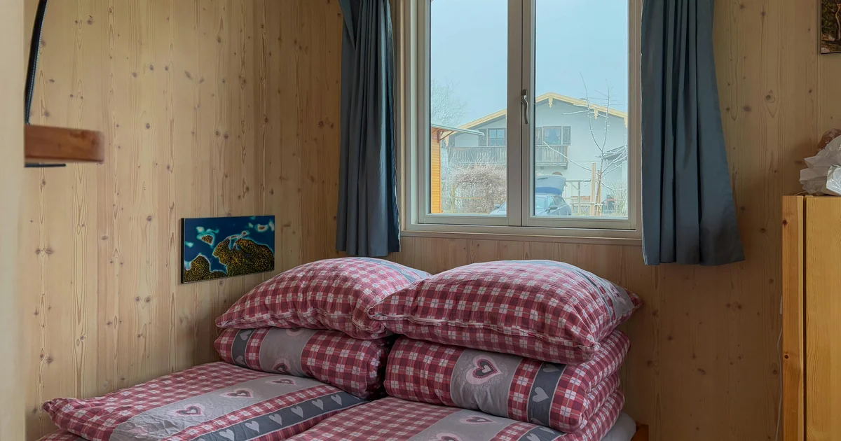 Tiny house iç mekan, sıcak ve kompakt tasarım Tiny house iç mekan, sıcak ve kompakt tasarım